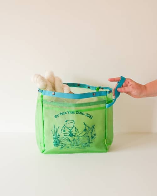 Large BAY Crawl dellaQ Oh Snap!