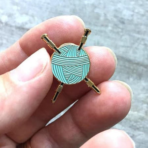 Enamel Pin - Yarn & Knitting Needles